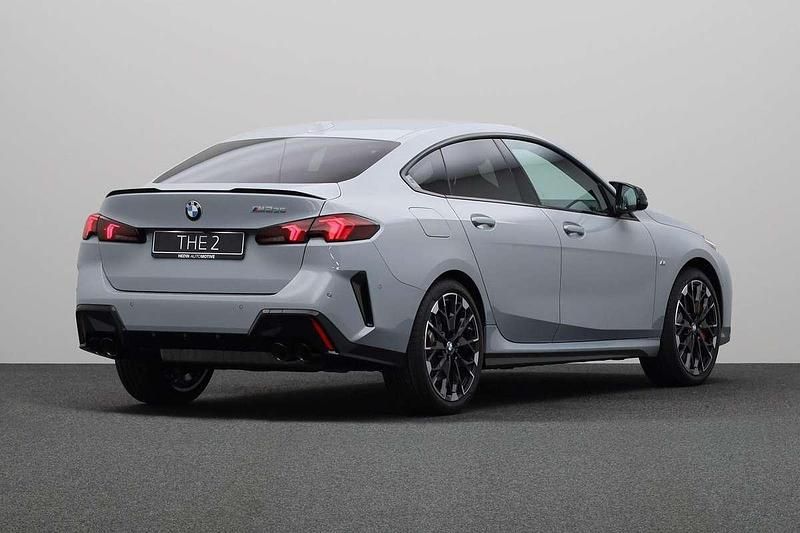 Occasion BMW M235 Comfort Edition 300 PK (220 kW) 2025 Grijs Coupé