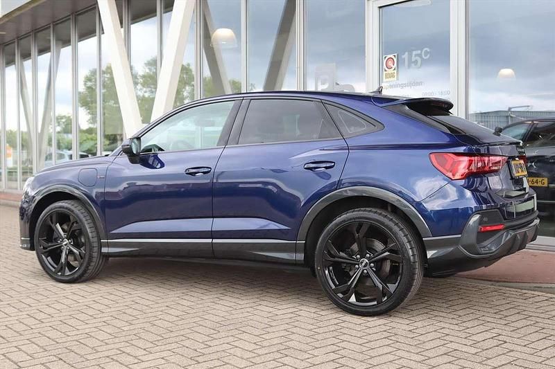 Occasion Audi Q3 Sportback Sport 245 PK (180 kW) 2023 Blauw, metallic lak SUV