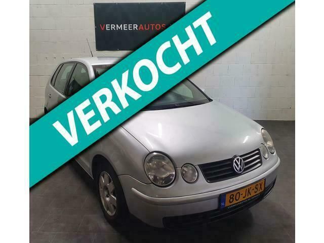 Grijs Gebruikt 2002 VW Polo Highline Hatchback | € 1.699 (Eerlijke prijs) - Afbeelding 1/4