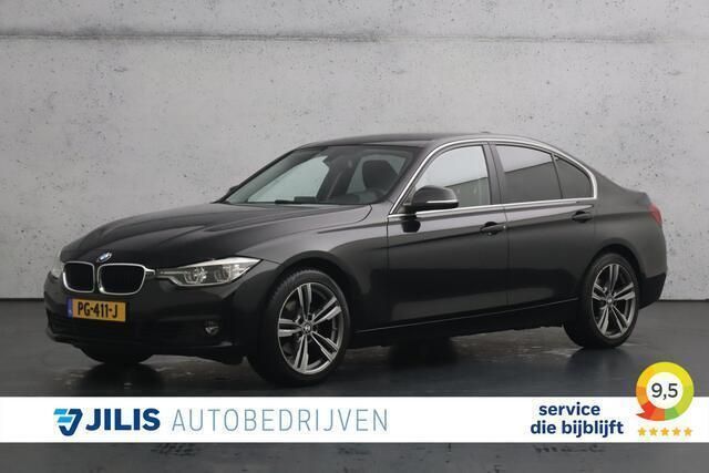 Zwart Gebruikt 2017 BMW 318 Executive Sedan | € 15.950 (Eerlijke prijs) - Afbeelding 1/3