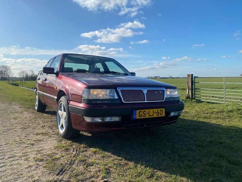 Rood Gebruikt 1993 Lancia Thema Sedan | € 3.990 - Afbeelding 1/4