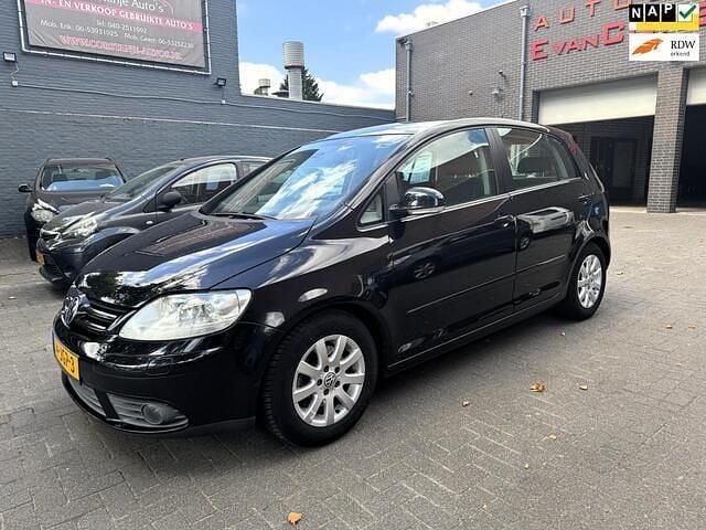 Zwart, metallic lak Gebruikt 2009 VW Golf Plus Comfortline MPV | € 3.250 - Afbeelding 1/4