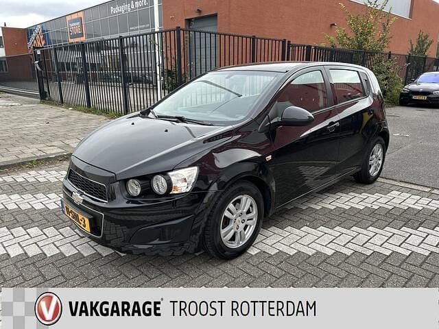 Zwart Gebruikt 2011 Chevrolet Aveo LT Hatchback | € 1.150 (Super prijs) - Afbeelding 1/4