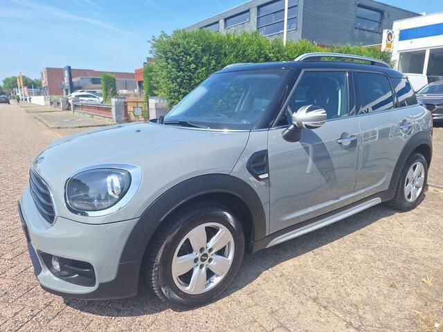 Occasion Mini One Countryman 102 PK (75 kW) 2018 Grijs, metallic lak SUV