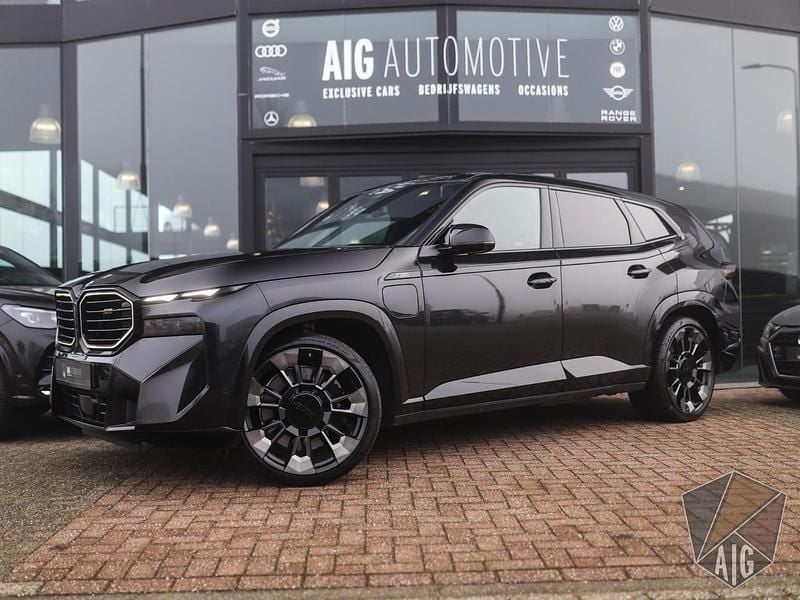 Zwart Gebruikt 2023 BMW XM Comfort Edition SUV | € 114.950 - Afbeelding 1/4