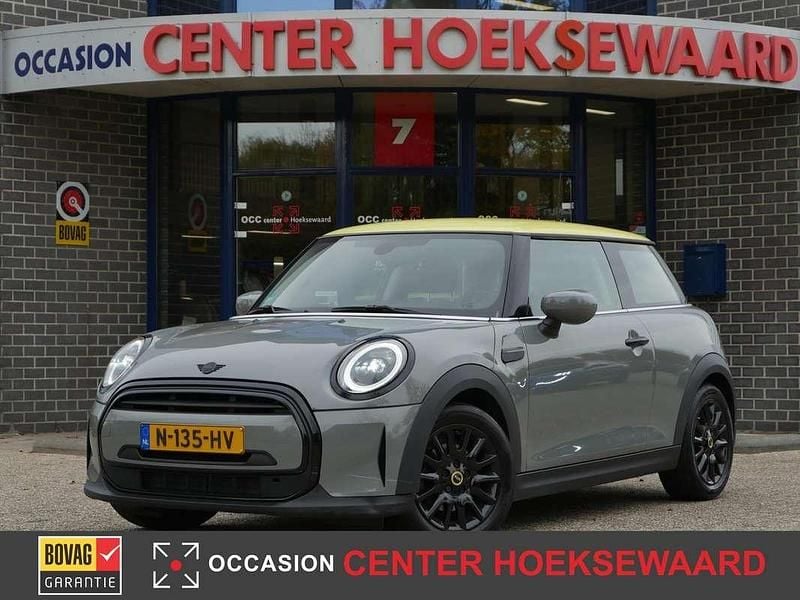 Grijs Gebruikt 2021 Mini ONE Business Hatchback | € 15.999 (Eerlijke prijs) - Afbeelding 1/4