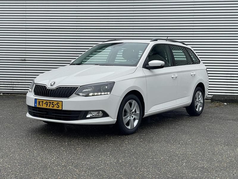 Wit Gebruikt 2017 Skoda Fabia Business Line Hatchback | € 10.750 (Iets duurder) - Afbeelding 1/3