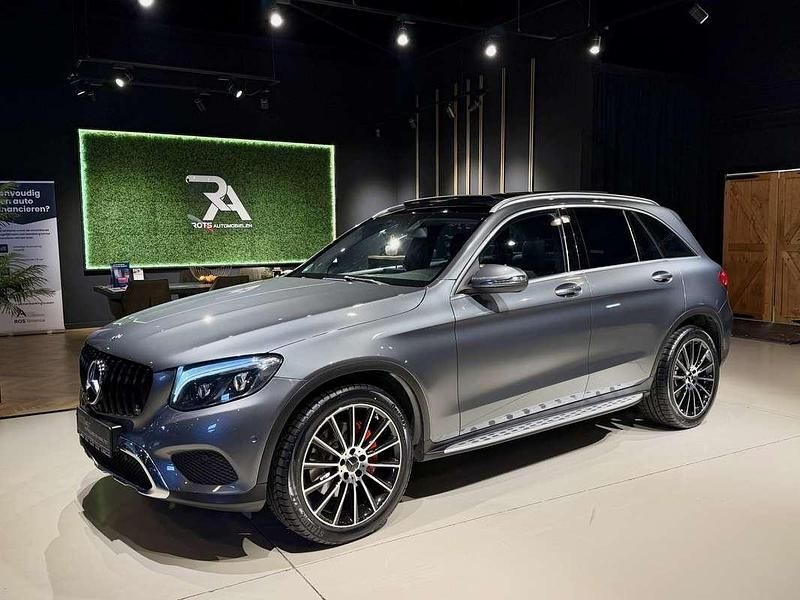 Grijs Gebruikt 2018 Mercedes GLC250 SUV | € 28.950 (Eerlijke prijs) - Afbeelding 1/4