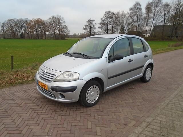 Grijs Gebruikt 2002 Citroën C3 Prestige Hatchback | € 850 (Eerlijke prijs) - Afbeelding 1/4