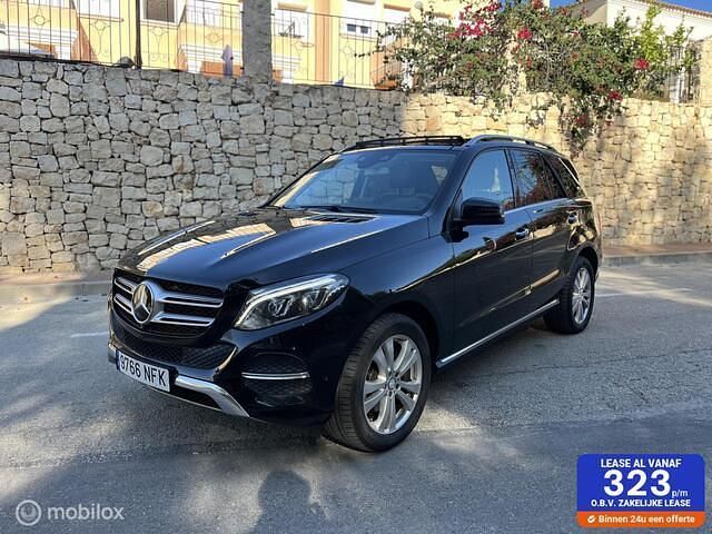 Zwart Occasion 2015 Mercedes GLE350 SUV | € 18.950 (Duur) - Afbeelding 1/4