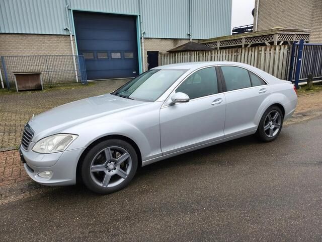 Grijs Gebruikt 2006 Mercedes S350 Sedan | € 9.950 (Iets duurder) - Afbeelding 1/4