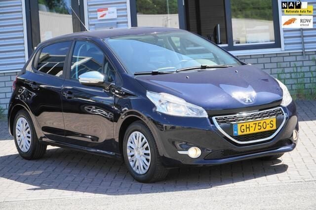 Blauw, metallic lak Gebruikt 2015 Peugeot 208 Hatchback | € 3.850 (Super prijs) - Afbeelding 1/4