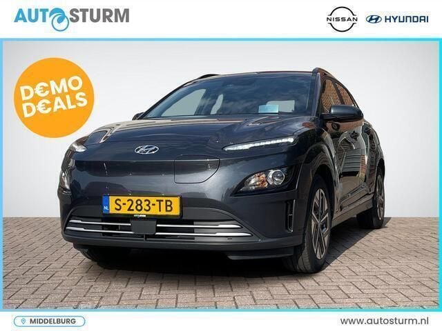 Grijsdark knight Gebruikt 2023 Hyundai Kona SUV | € 25.890 (Iets duurder) - Afbeelding 1/4