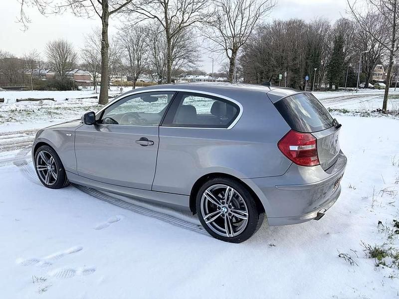 Occasion BMW 118 Coupé 143 PK (105 kW) 2011 Grijs Coupé