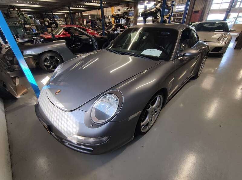 Grijs Gebruikt 2005 Porsche 911 Carrera S Coupé | € 45.000 (Goede deal) - Afbeelding 1/4