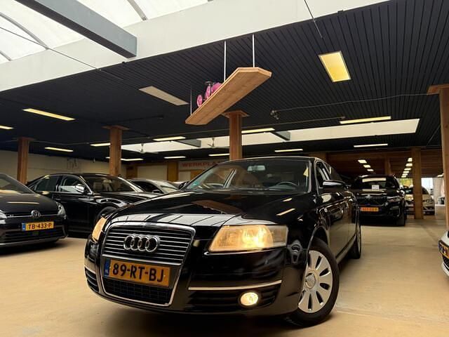 Zwart Occasion 2005 Audi A6 Business Sedan | € 2.950 (Goede deal) - Afbeelding 1/4
