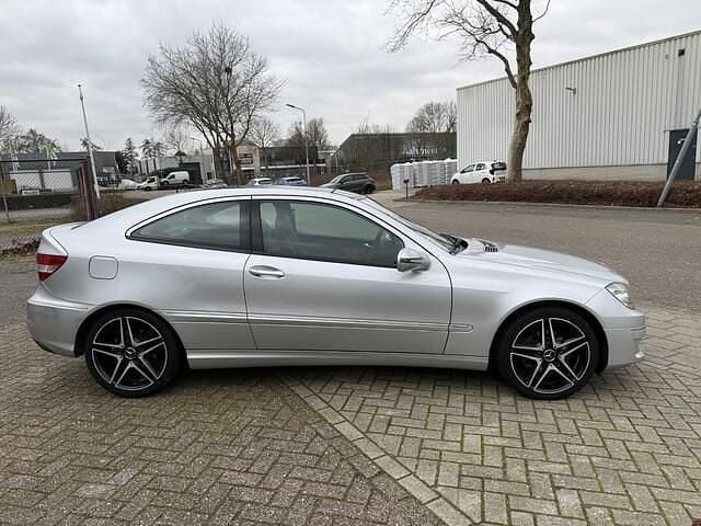 Occasion Mercedes CLC180 143 PK (105 kW) 2009 Grijs Hatchback