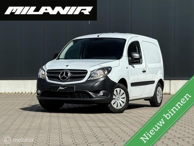 Wit Gebruikt 2018 Mercedes Citan 108 Van | € 8.945 (Eerlijke prijs) - Afbeelding 1/4