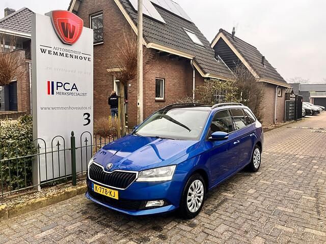 Occasion Skoda Fabia Business Line 97 PK (71 kW) 2021 Blauw Stationwagen