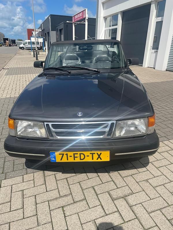 Grijs (metallic) Gebruikt 1990 Saab 900 Cabriolet Cabriolet | € 6.999 - Afbeelding 1/4