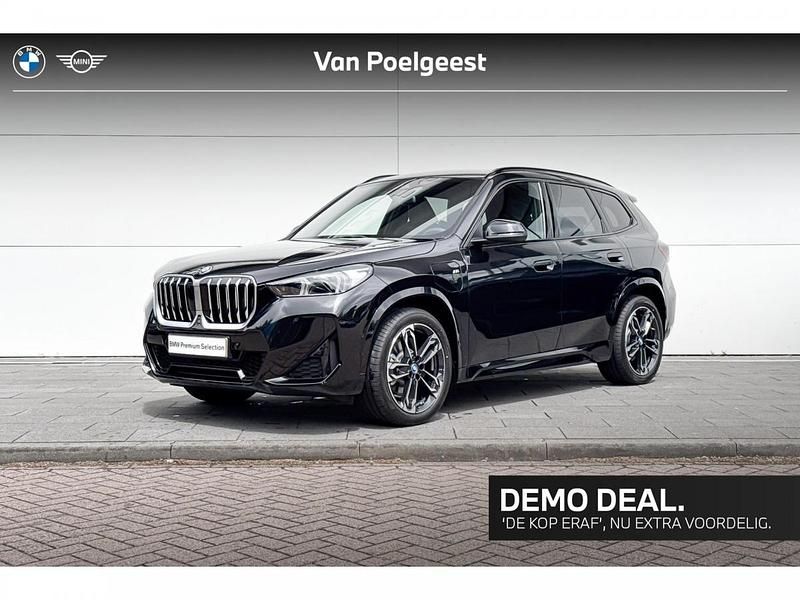 Zwart Gebruikt 2025 BMW X1 Comfort Edition SUV | € 51.900 (Iets duurder) - Afbeelding 1/4