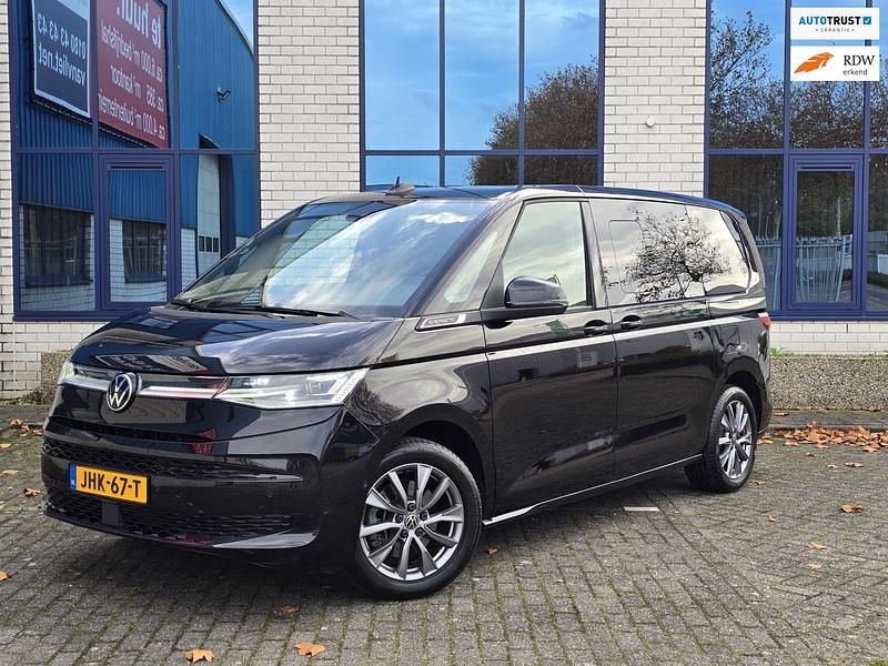 Occasion VW Multivan Business 218 PK (160 kW) 2022 Zwart Van