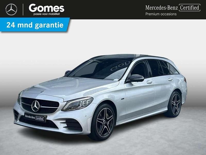 Grijs Gebruikt 2021 Mercedes C300e AMG Stationwagen | € 34.950 (Eerlijke prijs) - Afbeelding 1/4