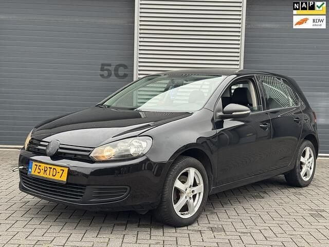 Zwart Gebruikt 2011 VW Golf VI Trendline Hatchback | € 2.350 (Super prijs) - Afbeelding 1/4