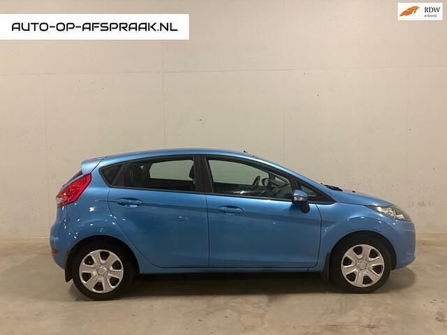 Blauw Gebruikt 2010 Ford Fiesta Limited Hatchback | € 3.744 (Goede deal) - Afbeelding 1/4