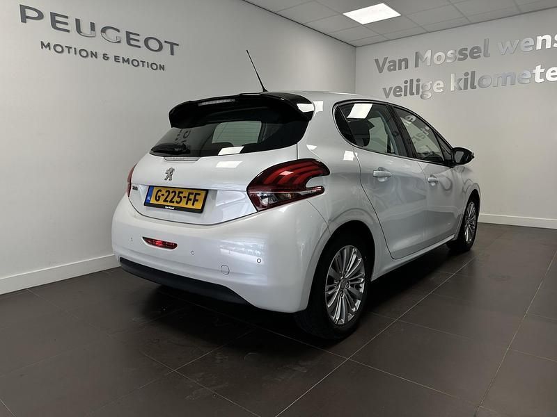 Occasion Peugeot 208 Allure 2019 Wit Hatchback