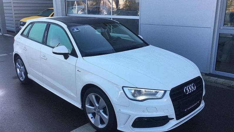 Wit Gebruikt 2017 Audi A3 Sedan | € 12.500 (Super prijs) - Afbeelding 1/4