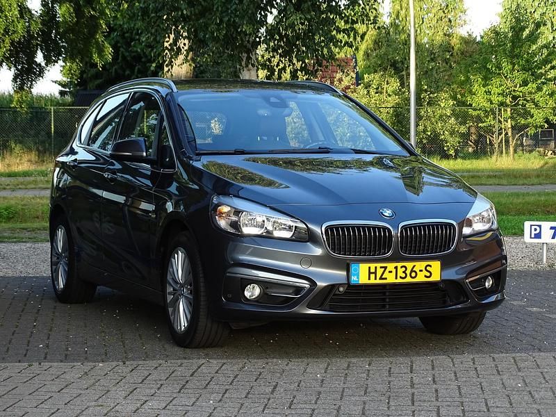 Occasion BMW 218 Luxury Line 136 PK (100 kW) 2015 Grijs Stationwagen