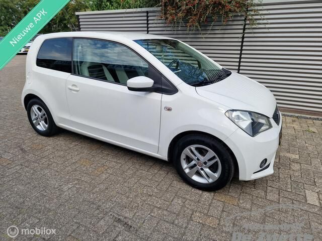 Wit Gebruikt 2012 Seat Mii Chic Hatchback | € 3.950 (Duur) - Afbeelding 1/4