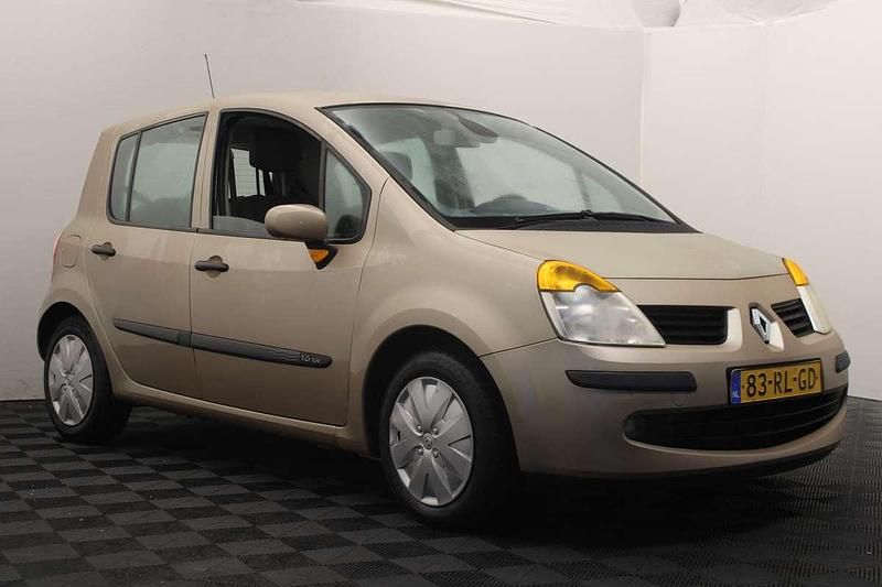 Occasion Renault Modus 112 PK (82 kW) 2005 Beige (metallic) MPV