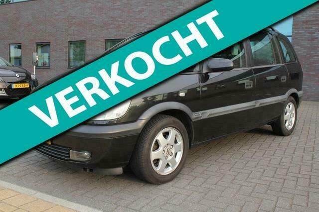 Zwart Gebruikt 2000 Opel Zafira Elegance MPV | € 950 (Goede deal) - Afbeelding 1/4