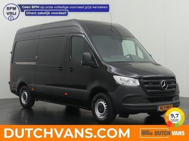 Zwart Gebruikt 2021 Mercedes Sprinter Van | € 23.600 (Eerlijke prijs) - Afbeelding 1/4