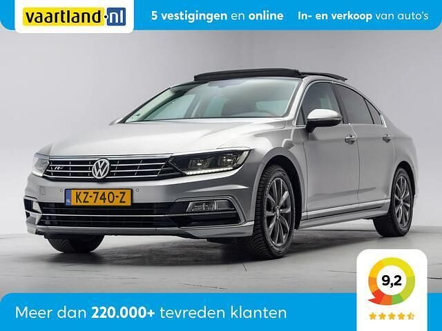 Grijs Occasion 2017 VW Passat S Sedan | € 14.445 (Eerlijke prijs) - Afbeelding 1/4