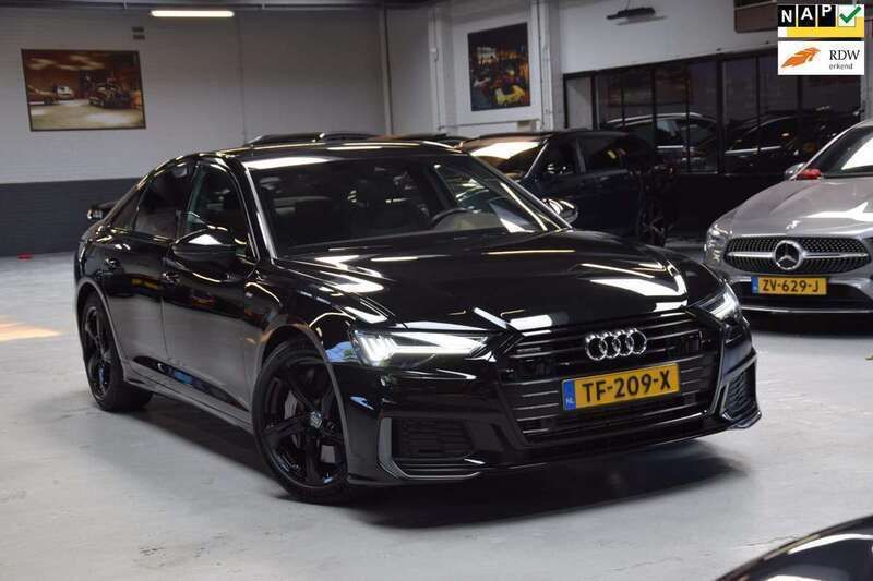 Zwart, metallic lak Gebruikt 2018 Audi A6 Sport Sedan | € 44.200 (Eerlijke prijs) - Afbeelding 1/4