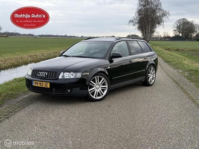 Zwart Occasion 2003 Audi A4 Exclusive Stationwagen | € 2.950 (Goede deal) - Afbeelding 1/4