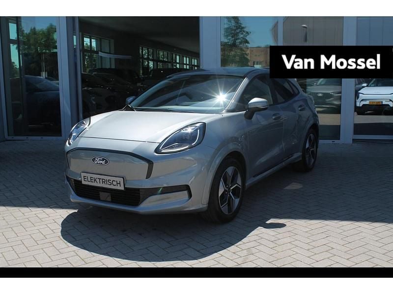 Zilver Nieuw 2025 Ford Puma SUV | € 37.420 (Duur) - Afbeelding 1/4