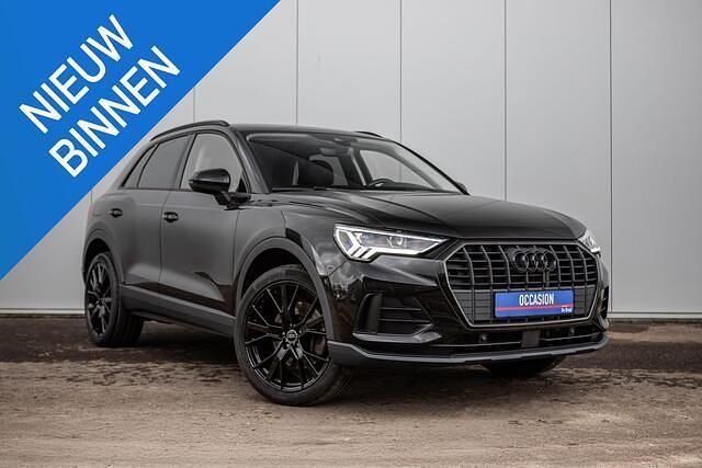 Zwart Gebruikt 2023 Audi Q3 Design SUV | € 36.950 (Goede deal) - Afbeelding 1/4