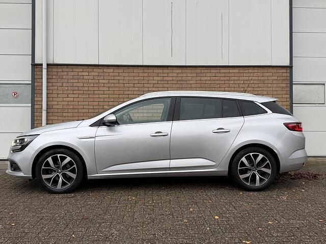 Occasion Renault Mégane GrandTour Bose Edition 140 PK (102 kW) 2018 Grijs Stationwagen