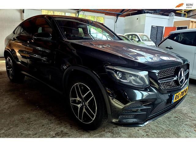 Zwart Occasion 2017 Mercedes GLC250 AMG Coupé | € 30.900 (Duur) - Afbeelding 1/4