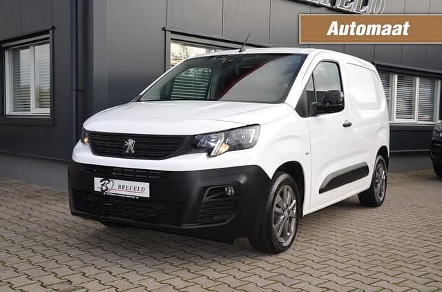 Wit Gebruikt 2022 Peugeot Partner Van | € 17.450 (Eerlijke prijs) - Afbeelding 1/4