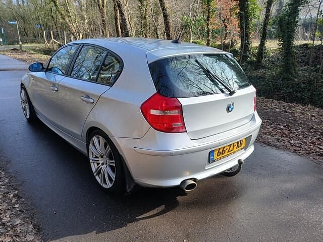 Occasion BMW 116 122 PK (89 kW) 2008 Grijs Hatchback