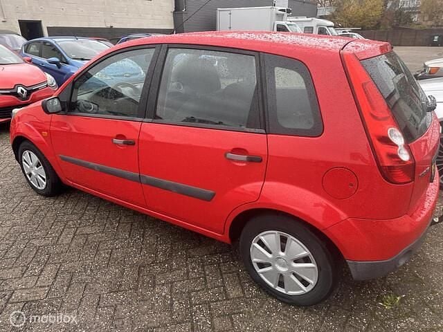 Occasion Ford Fiesta Cool & Sound Edition 69 PK (50 kW) 2008 Rood Hatchback