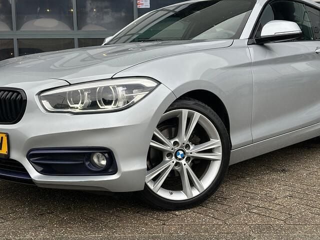 Occasion BMW 118 Sport Line 136 PK (100 kW) 2015 Grijs Hatchback