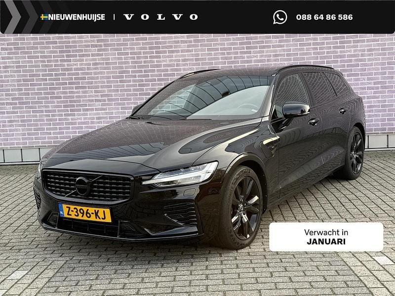 Zwart Gebruikt 2024 Volvo V60 R-Design Stationwagen | € 29.894 (Super prijs) - Afbeelding 1/4