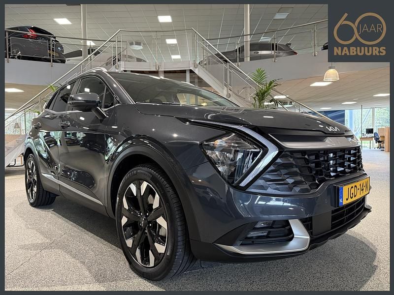 Grijs Occasion 2023 Kia Sportage SUV | € 33.750 (Super prijs) - Afbeelding 1/4