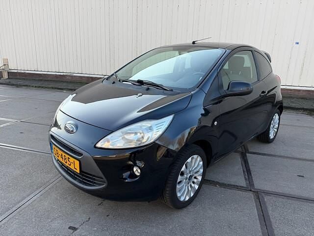 Zwart Occasion 2009 Ford Ka Trend Hatchback | € 1.999 (Super prijs) - Afbeelding 1/4
